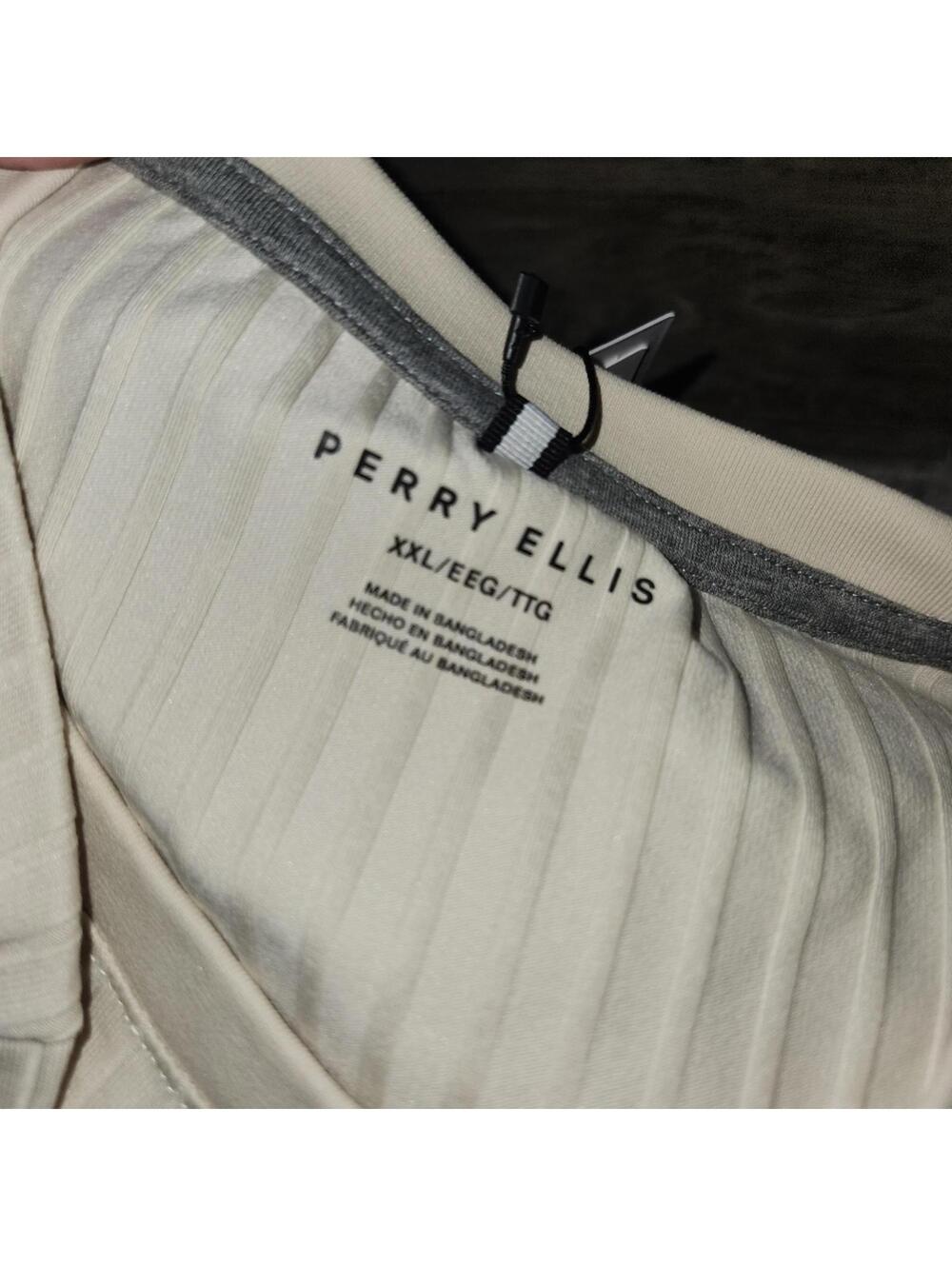 Perry Ellis Ribbed Crew Neck Tee - Picture 3 of 7
